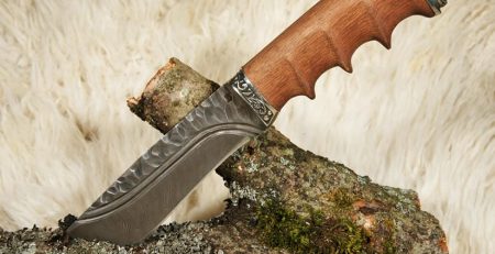 The Best Skinning Knives Reviews-Based on Years of Experience